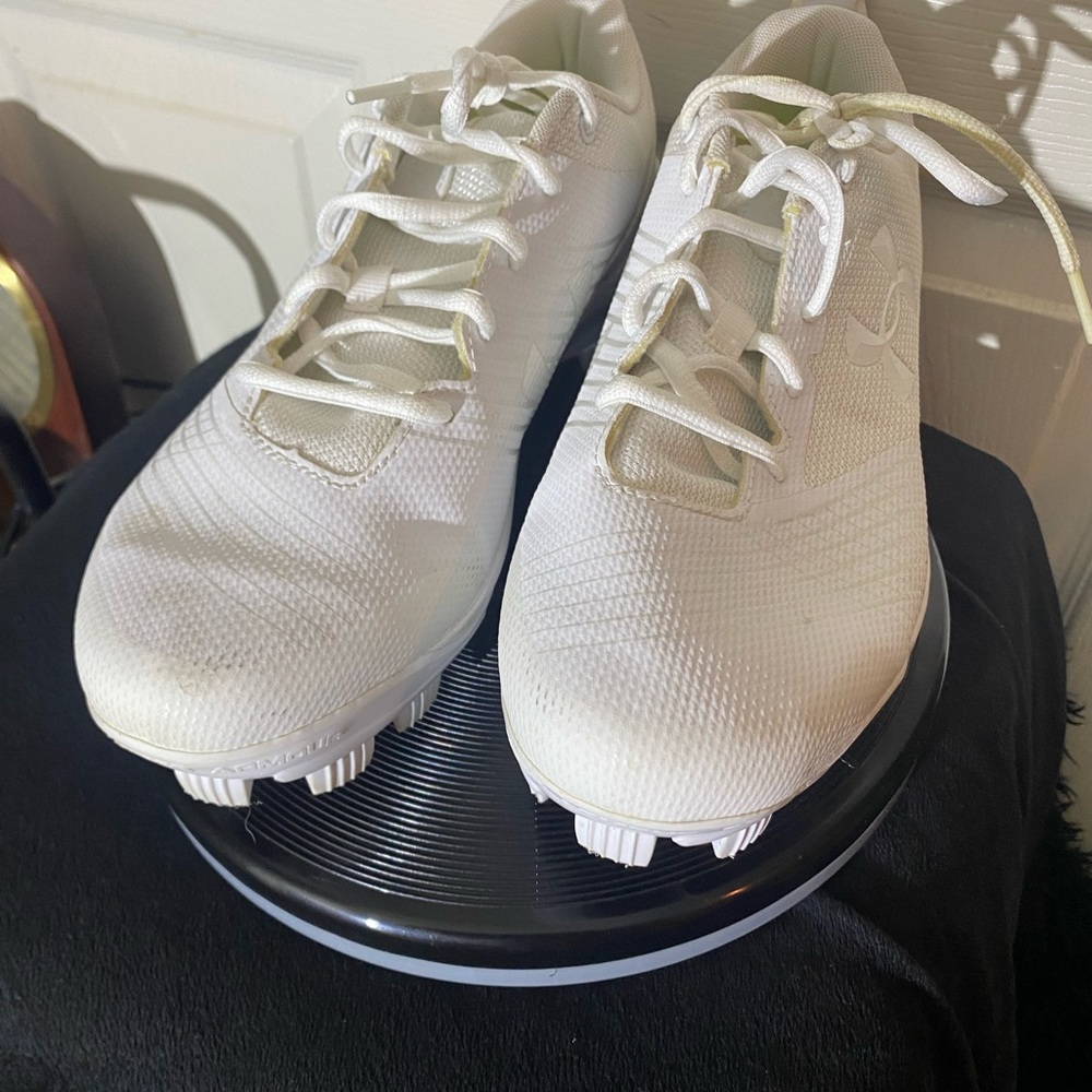Under Armour White Athletic Shoes -
Softball - Picture 2 of 4